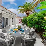 Dom wakacyjny Private House With Ocean View Garden 7min To Bahia