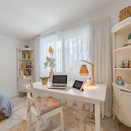 Private House With Ocean View Garden 7min To Bahia Ferienhaus