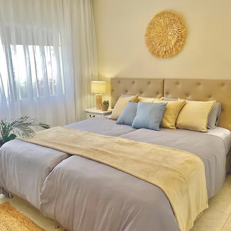 Dom wakacyjny Private House With Ocean View Garden 7min To Bahia *