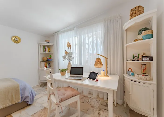 Private House With Ocean View Garden 7min To Bahia Будинок відпочинку